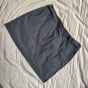 Nike Golf DriFit Woman's Gray Skort Pockets Side Zip Size 14‎ *Stain*